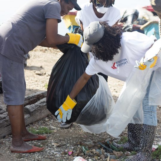 https://www.kftl-jm.com/wp-content/uploads/2015/10/Beach-Clean-Up4-540x540.jpg